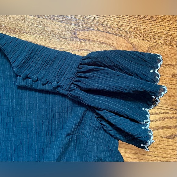 Who What Wear Flutter Sleeve Tiered Babydoll Dress, Small, EUC - Picture 4 of 7